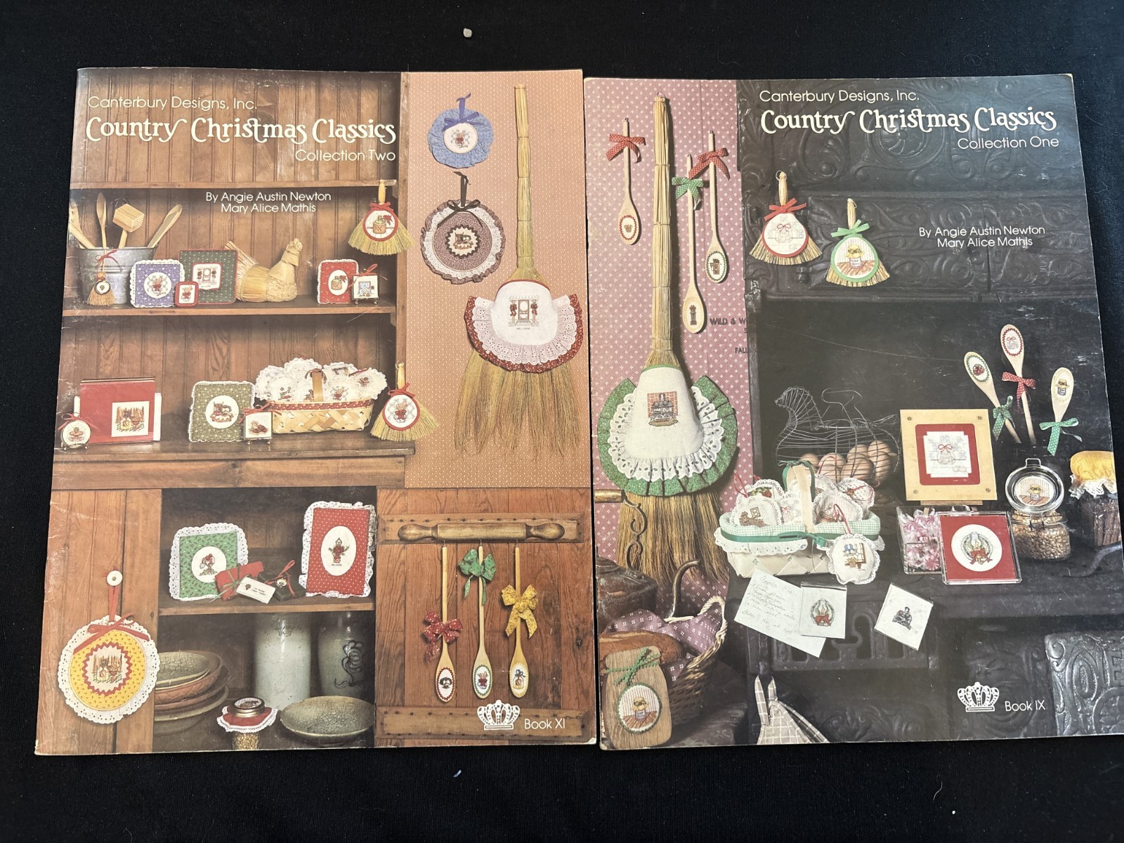 Vintage Xmas Cross Stitch Leaflets Lot of 8 Leisure Arts, Burdett & Canterbury