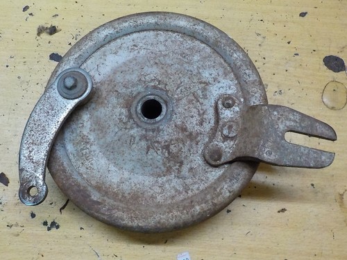 Paire De Freins 650B – Années 1940 – Pour Vélo Ancien (Hurtu, Peugeot, Motobécane) – Occasion