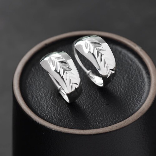 Pure 990 Fine Silver Hoop Women Gift Lucky Carved Leaf Earrings 2g - Picture 2 of 15