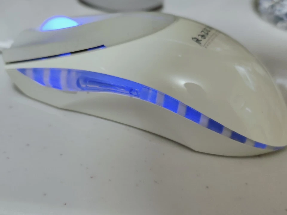 Razer Pro Solutions PRO V1.6 Optical Mouse Wired RP01 Rare HTF Tested READ - Image 2 of 4
