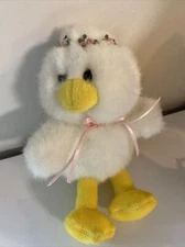 Vintage Commonwealth Toy Plush Animal Duck Duckling 1993 crown of flowers 8" tal