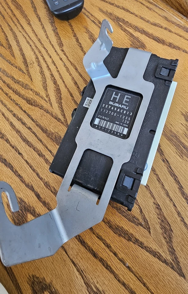 Subaru Brz ECU/ECM (2013 transmisión manual) Foto 4 de 4