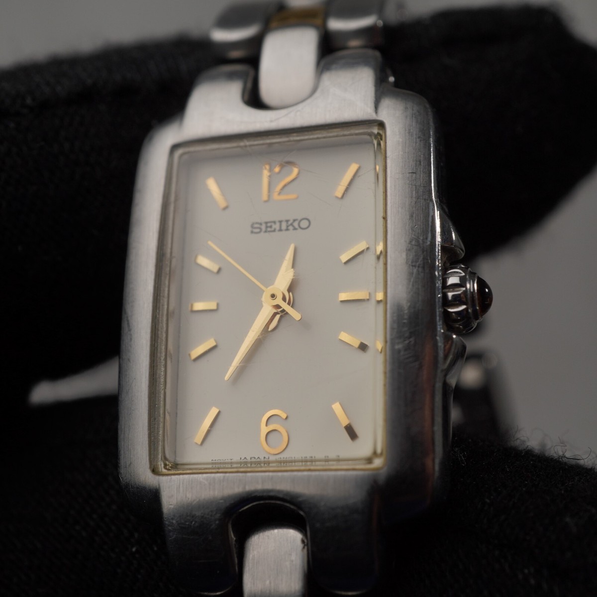 Seiko Vivace tank watch 4n01 5099 1231 20mm 50m tone large bead