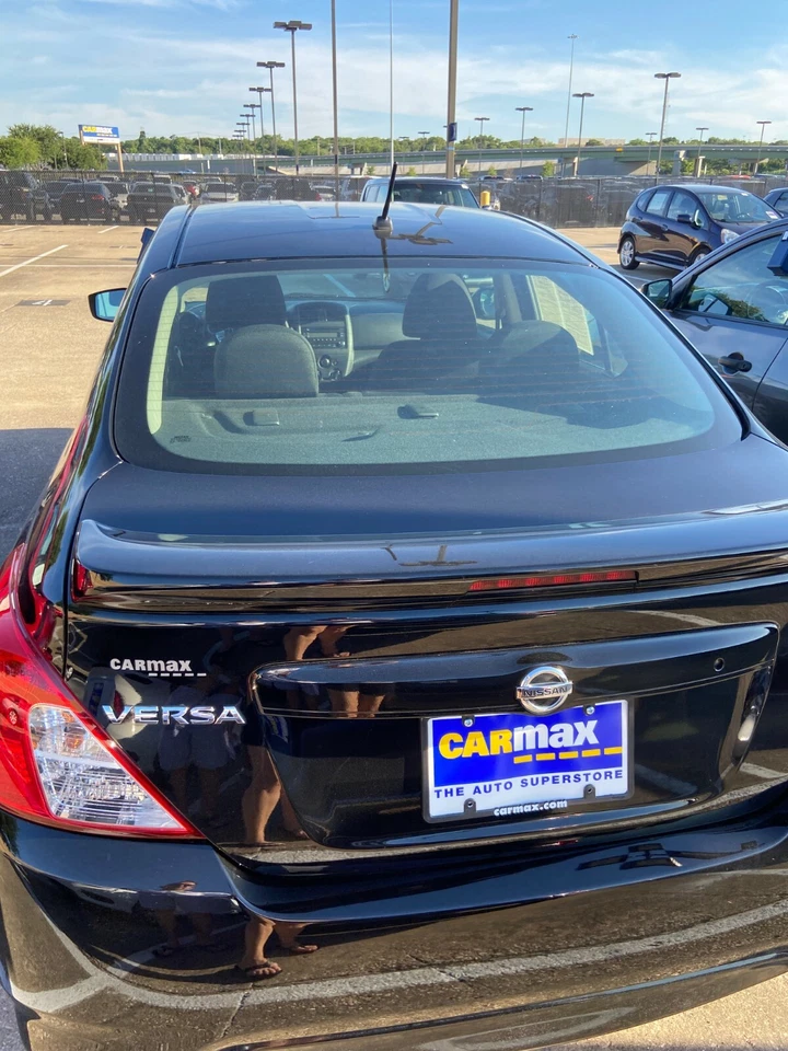 Antena 7" negra para Nissan Versa 2007-2020 Foto 3 de 4