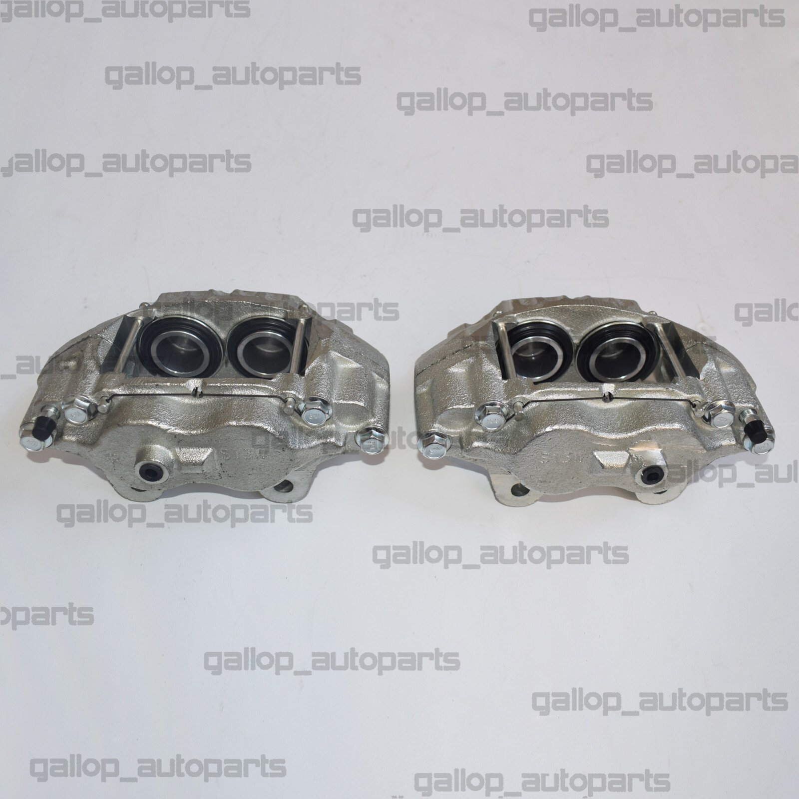 2x Front L+R Brake Caliper for Toyota Land Cruiser HZJ75 79 FZJ75 FJ70