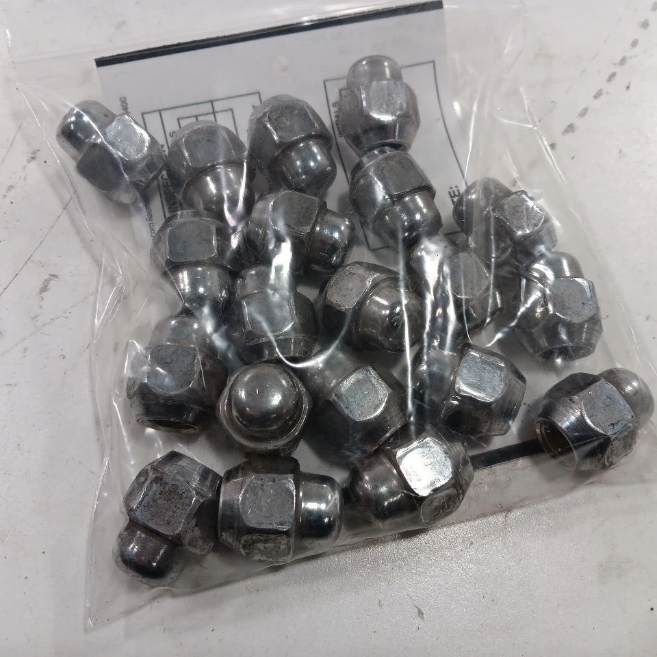 Juego de tuercas Kia Optima 2020 2019 2018 2017 Foto 2 de 4