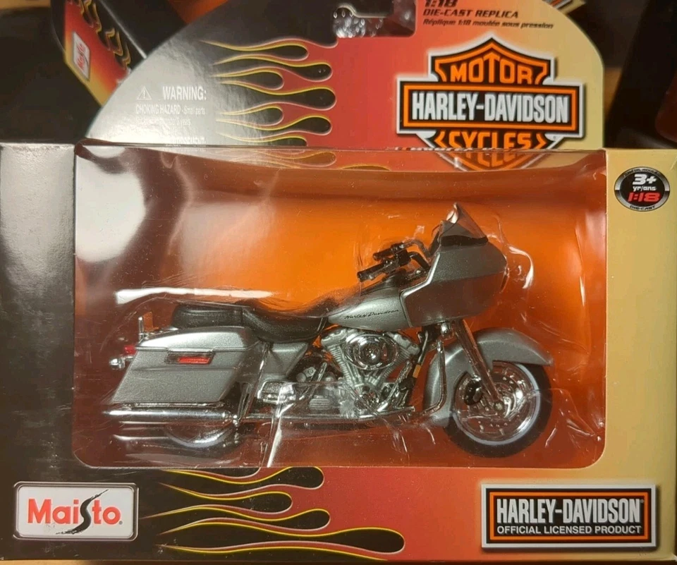 Lot Of 4  Harley Davidson Die Cast Motorcycles 1:18 Scale New In Package 🏍️ - Image 2 of 4