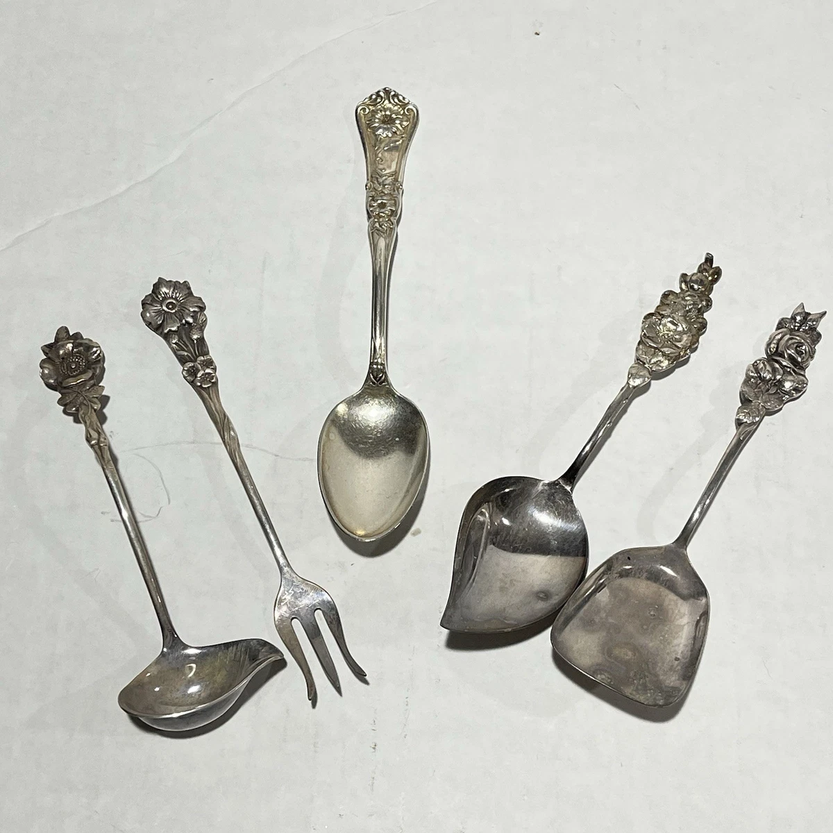 Reed & Barton Hostess Set Antique US Silver-Plated Flatware for