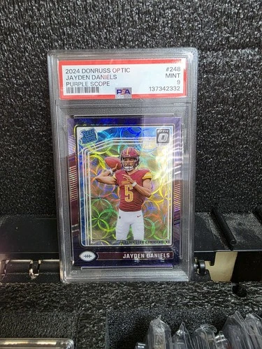 2024 Optic Jayden Daniels Purple Scope Psa 9