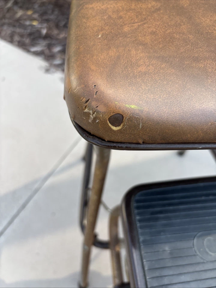 Silla taburete de metal de cocina Cosco vintage escalones plegables Foto 3 de 4