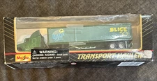Maisto Diecast  Semi Truck Trailer Quaker State Slick 50 Transport New