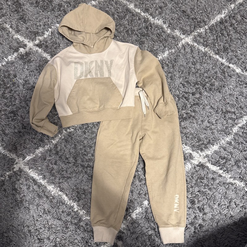 Little Girl’s DKNY Hoodie & Sweatpants Set. Size 5
