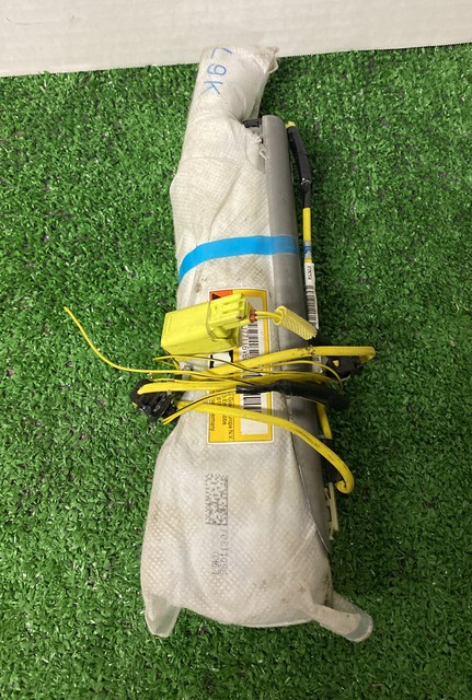 Toyota prius airbag