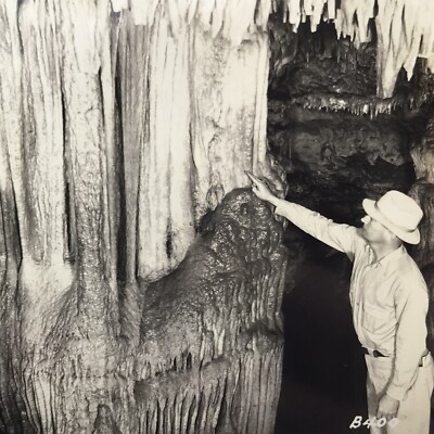 King Solomon's Pillar Meramec Caverns Stanton Missouri RPPC Postcard Vintage