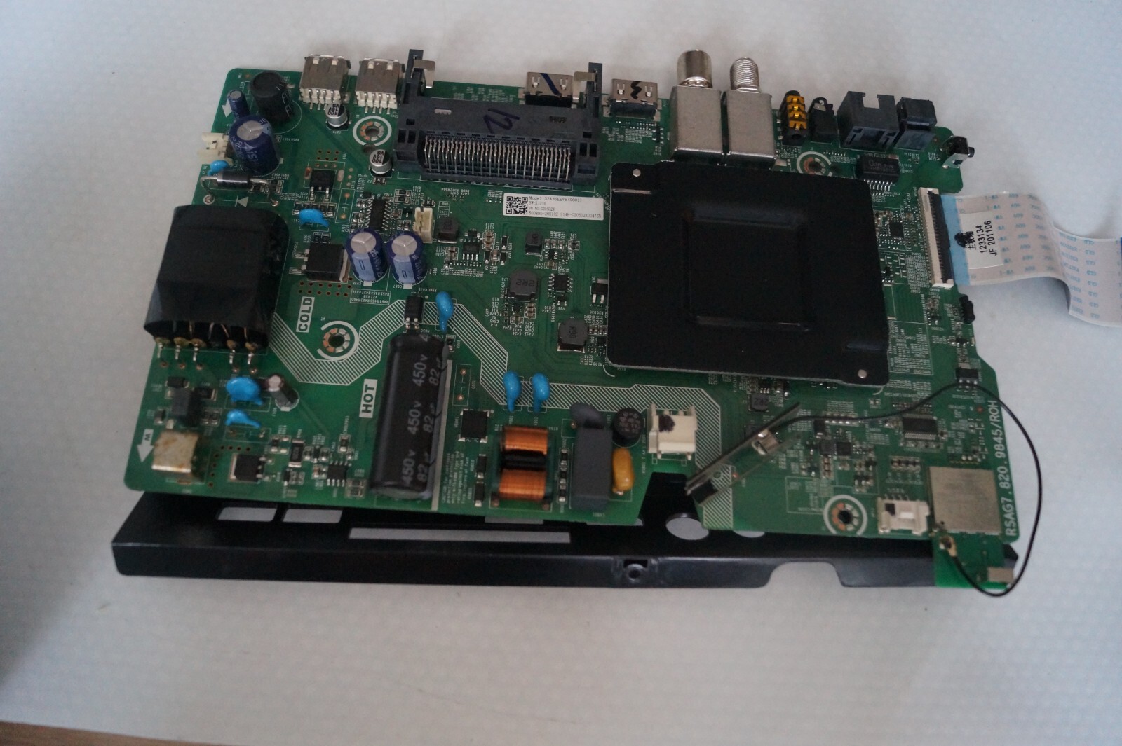 MAIN BOARD RSAG7.820.9845/ROH FOR 32"" HISENSE 32A5600FTUK TV, JHD315X1HB83-T0L1