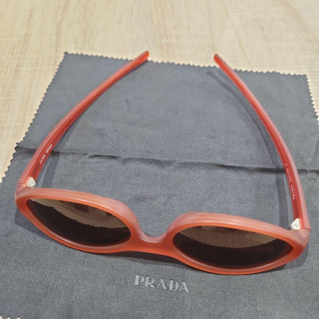 PRADA Sunglasses Wine Red SPR03A Oval Vintage Women Used made in Italy Authentic