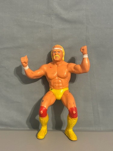 Hulk Hogan Vintage 1984 WWF Titan Sports LJN Rubbe...