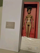 "NUDE" INTEGRITY TOYS METEOR "HOLDING COURT" AMIRAH DOLL -COA  and hands  only 