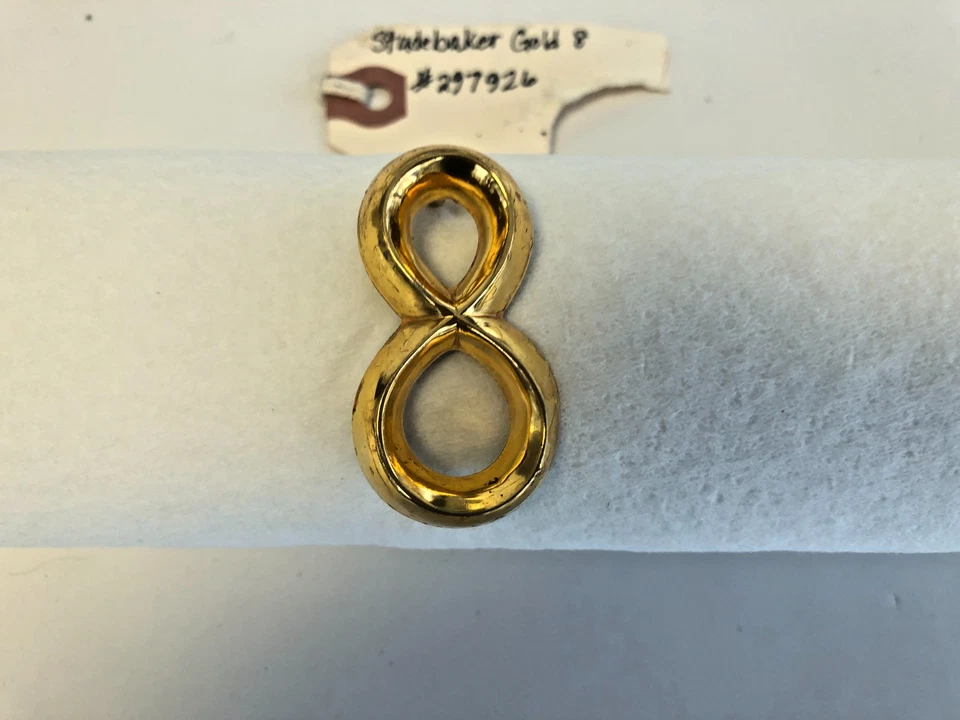 Studebaker Gold 1953 "8" vintage original #297926, hermoso estado Foto 2 de 4