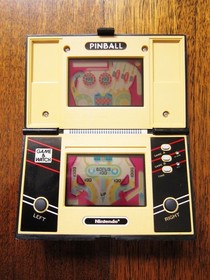 NINTENDO Pinball Game and Watch in Excellent Condition (PB-59) 1983