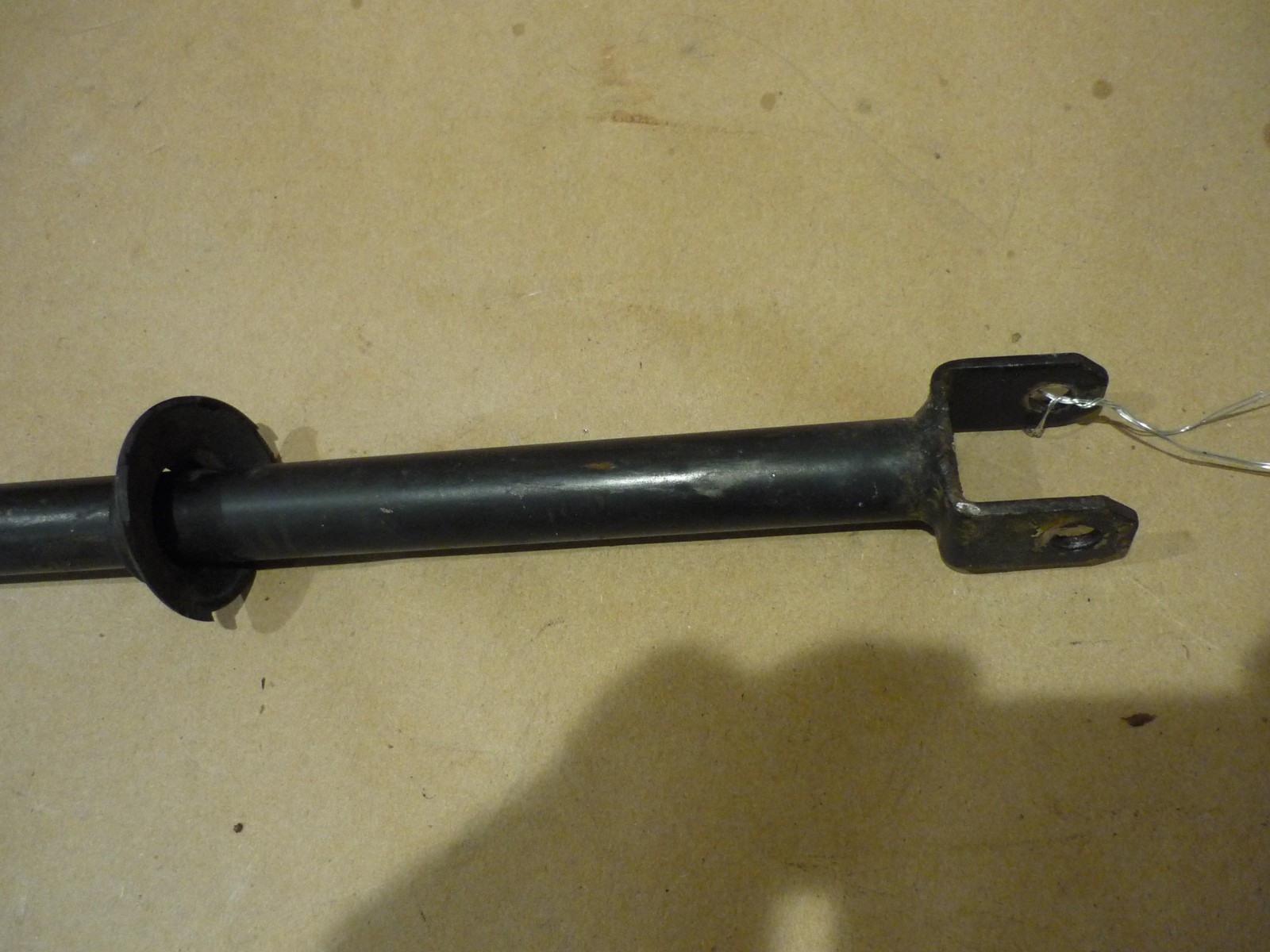 Ferrari 208,308,328-  Shifter Control Shaft Assy - P/N 108087