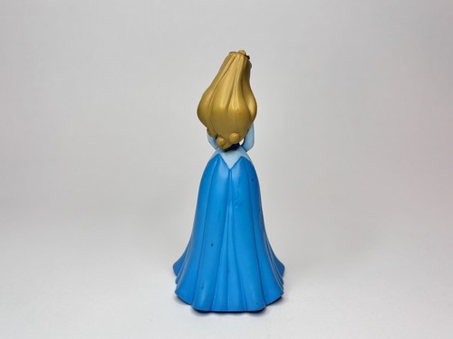Disney Sleeping Beauty Aurora 4” PVC Figure - Picture 5 of 8