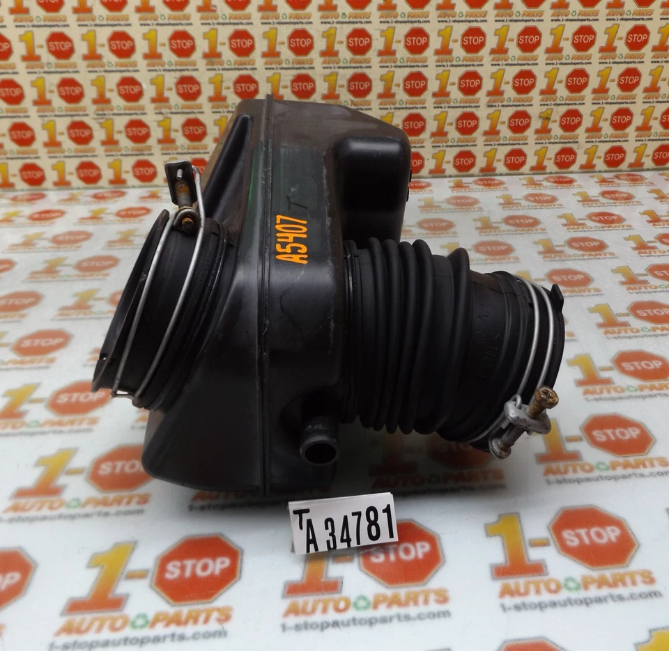 Toyota RAV4 2006-2012 resonador de admisión de aire 17880-31090 OEM Foto 3 de 4