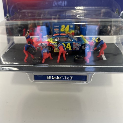 Vintage New WINNER’S CIRCLE NASCAR 1998 Pit Row Series Jeff Gordon NASCAR - Picture 3 of 5