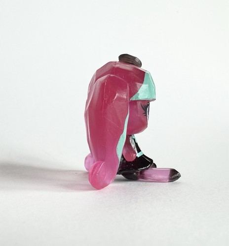 Monster High Minis Series 2 Draculaura Gem Ghouls Blind Bag Mini Figure - Picture 4 of 5