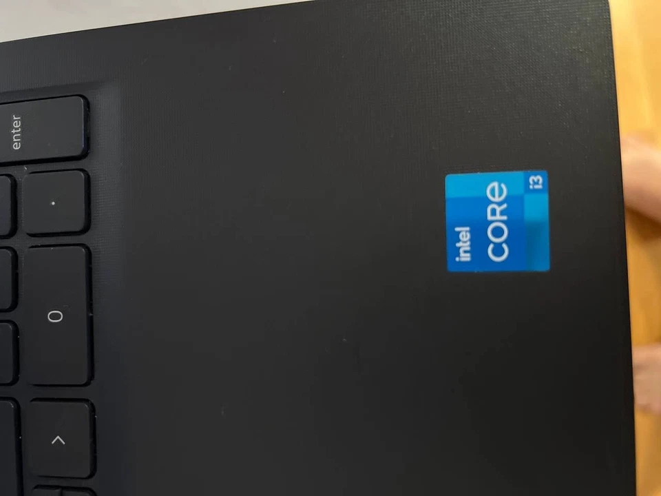 💻 Dell Vostro 3510: rendimiento confiable para uso diario Foto 4 de 4