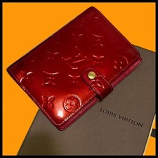 Good condition Louis Vuitton notebook cover Vernis red 14