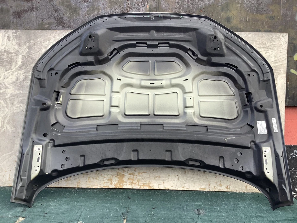 2018 2019 2020 2021 2022 2023 2024 AUDI Q5 HOOD OEM USADO Foto 4 de 4