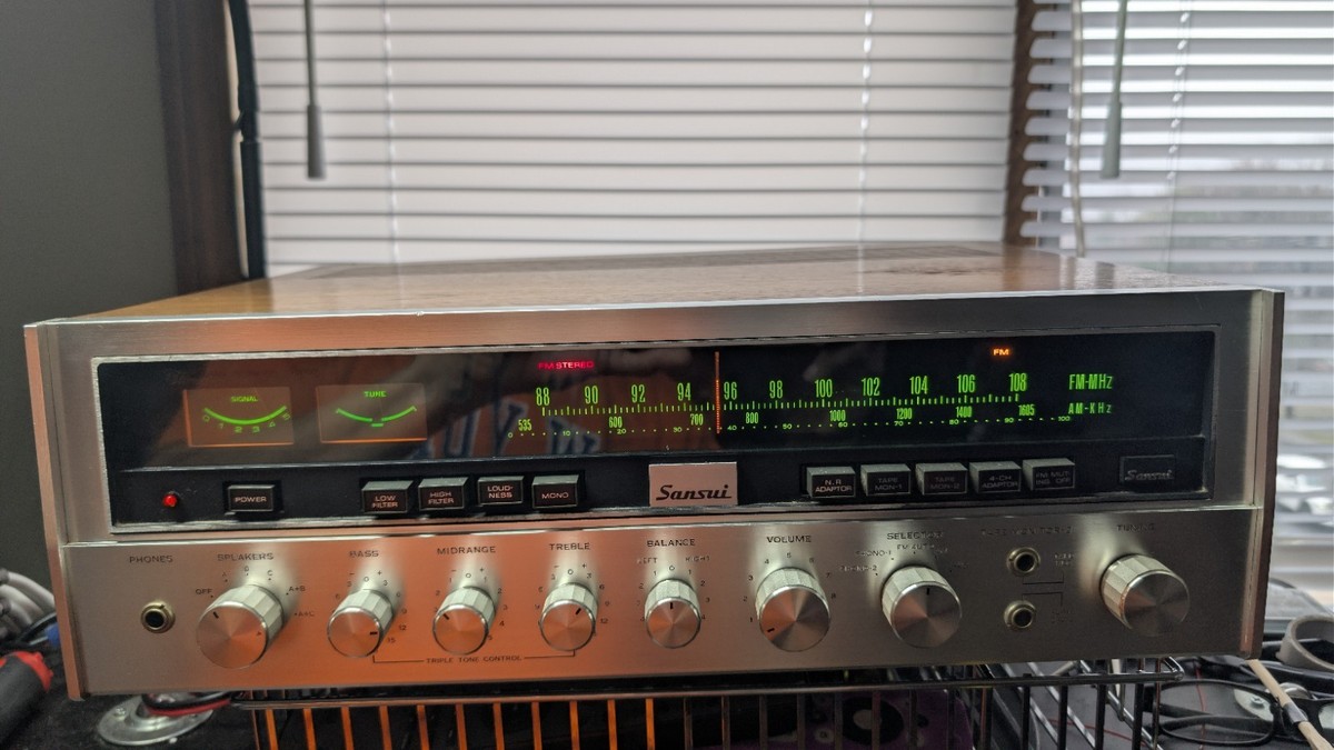 Sansui Seven Vintage Stereo AM FM Receiver Amplifier 2x35 Wpc