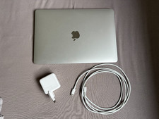 Apple MacBook Air 13 Zoll (256GB SSD, M1, 8GB) Laptop - Space Grau