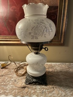 Vintage Accurate Casting Frosted Floral White Glass 3 Way Hurricane Lamp