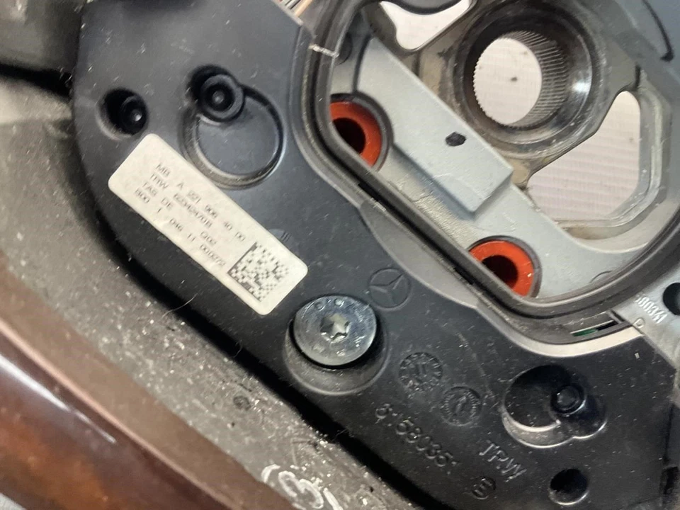 Volante 11-14 Mercedes-Benz CL550 W216 Foto 4 de 4