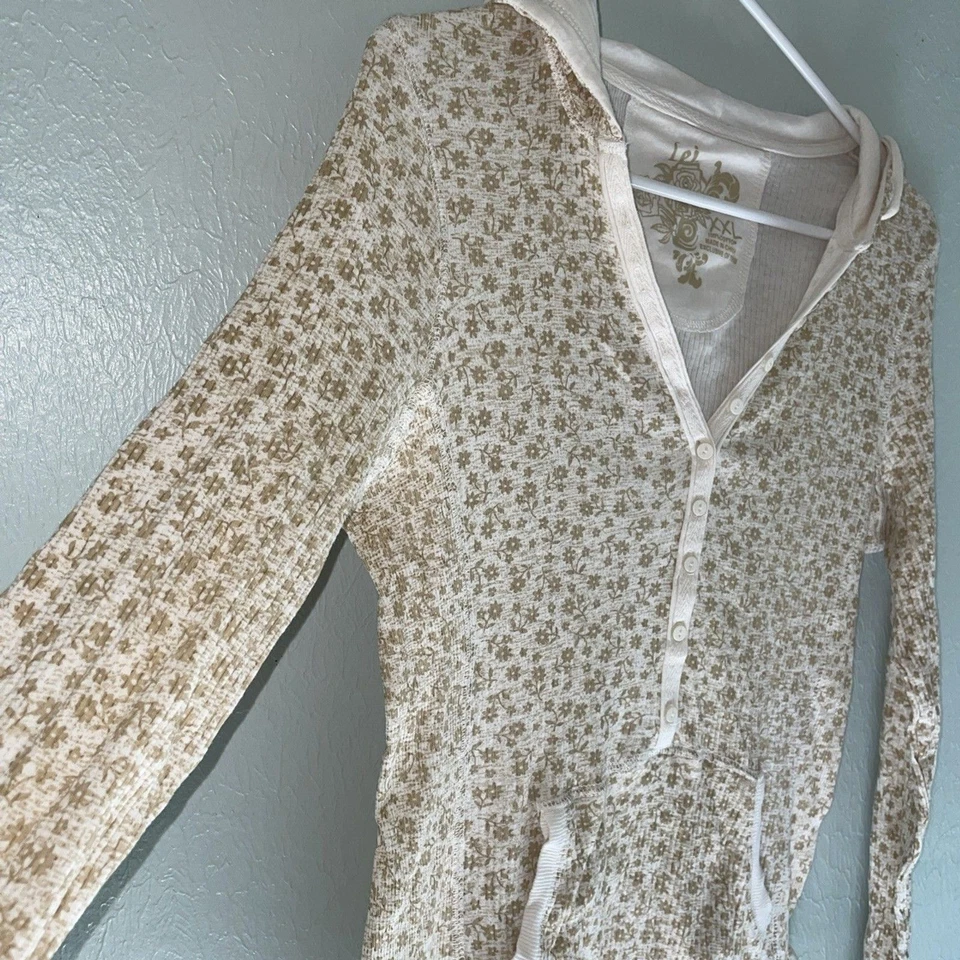 Sudadera con Capucha Térmica Henley Ajustada Vintage Y2K LEI Tostada Crema Micro Floral XL Foto 3 de 4