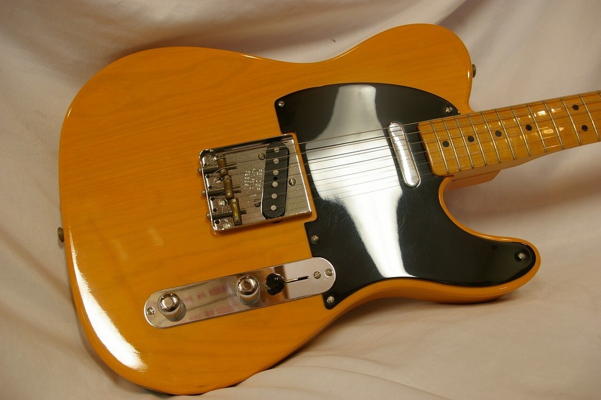 Fender American Vintage 1952 Telecaster Butter Scotch Blonde