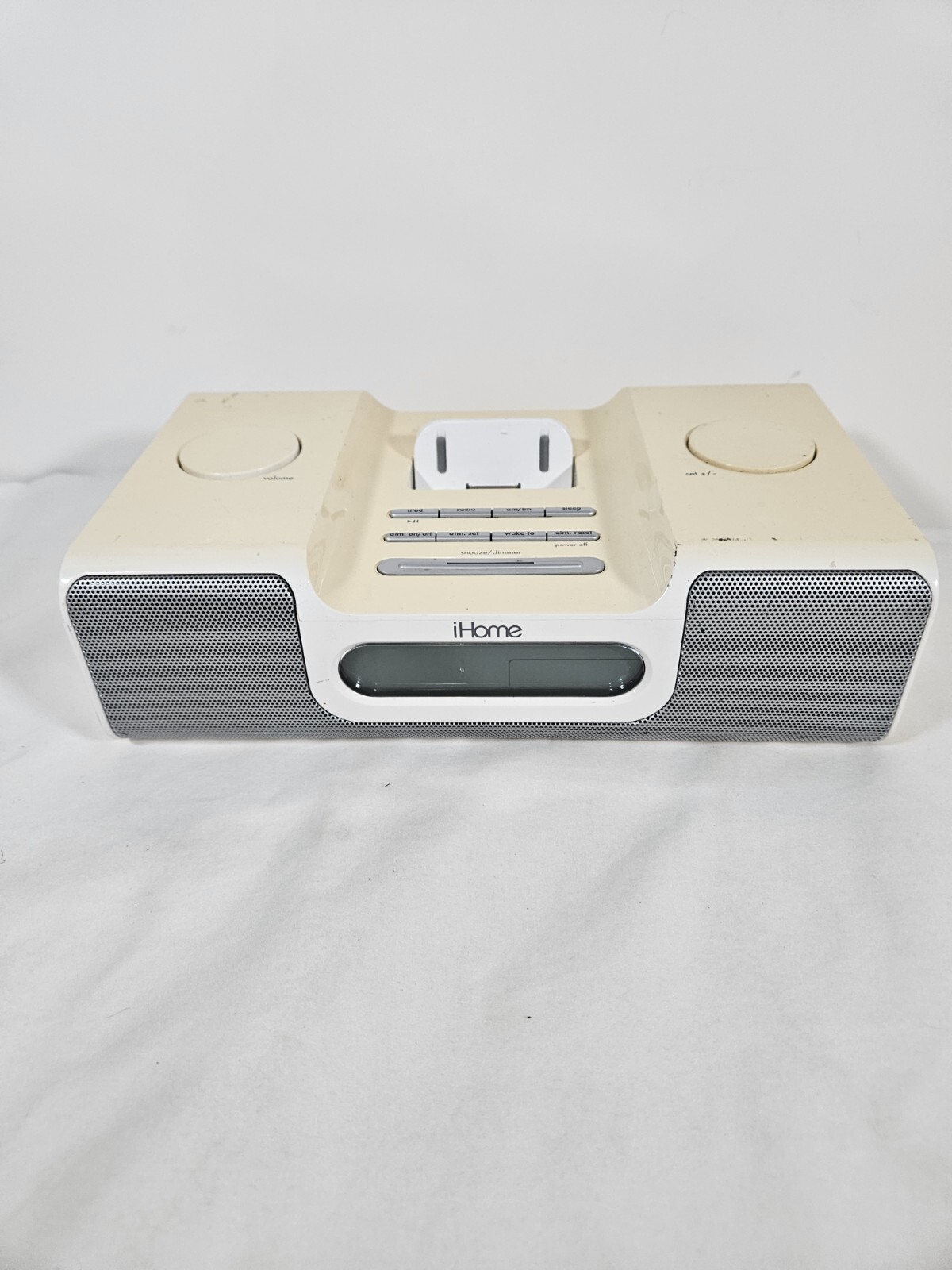 iHOME IH5 Alarm Clock Radio For Apple IPOD Home Stereo And Docking System
