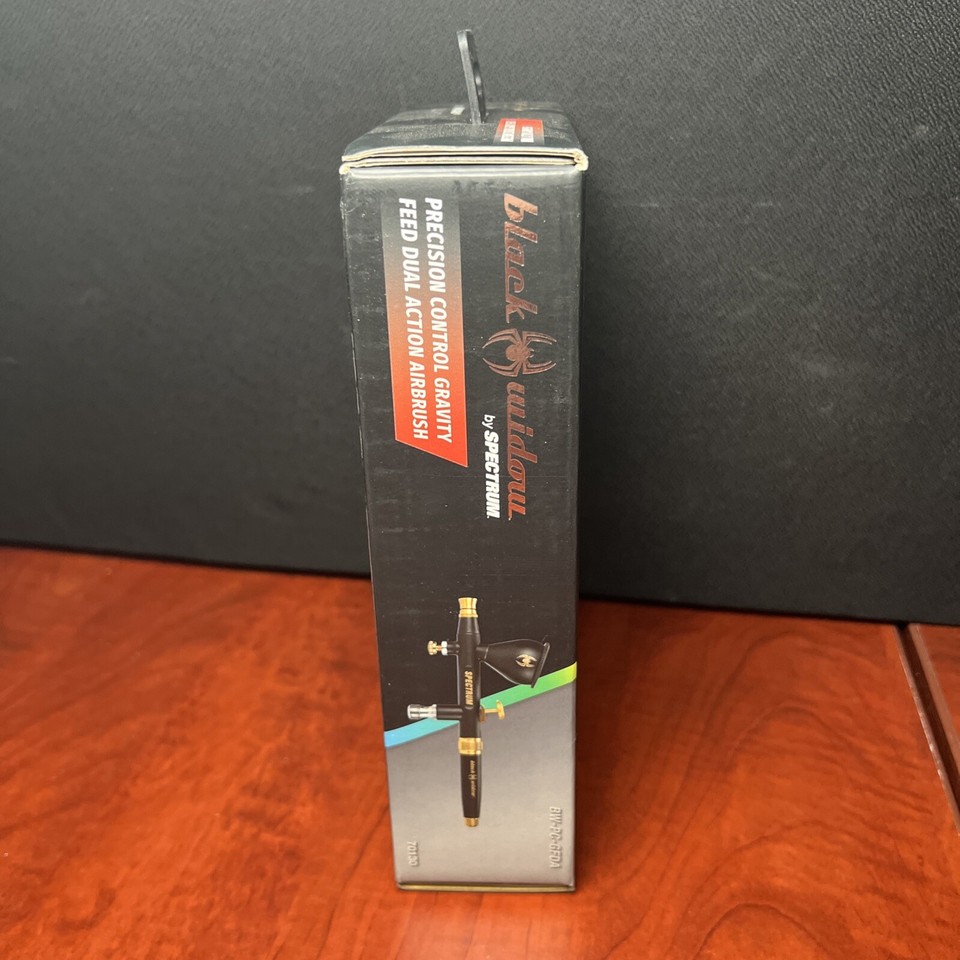 BLACK WIDOW PrecisionControl, GravityFeed, DualAction Airbrush