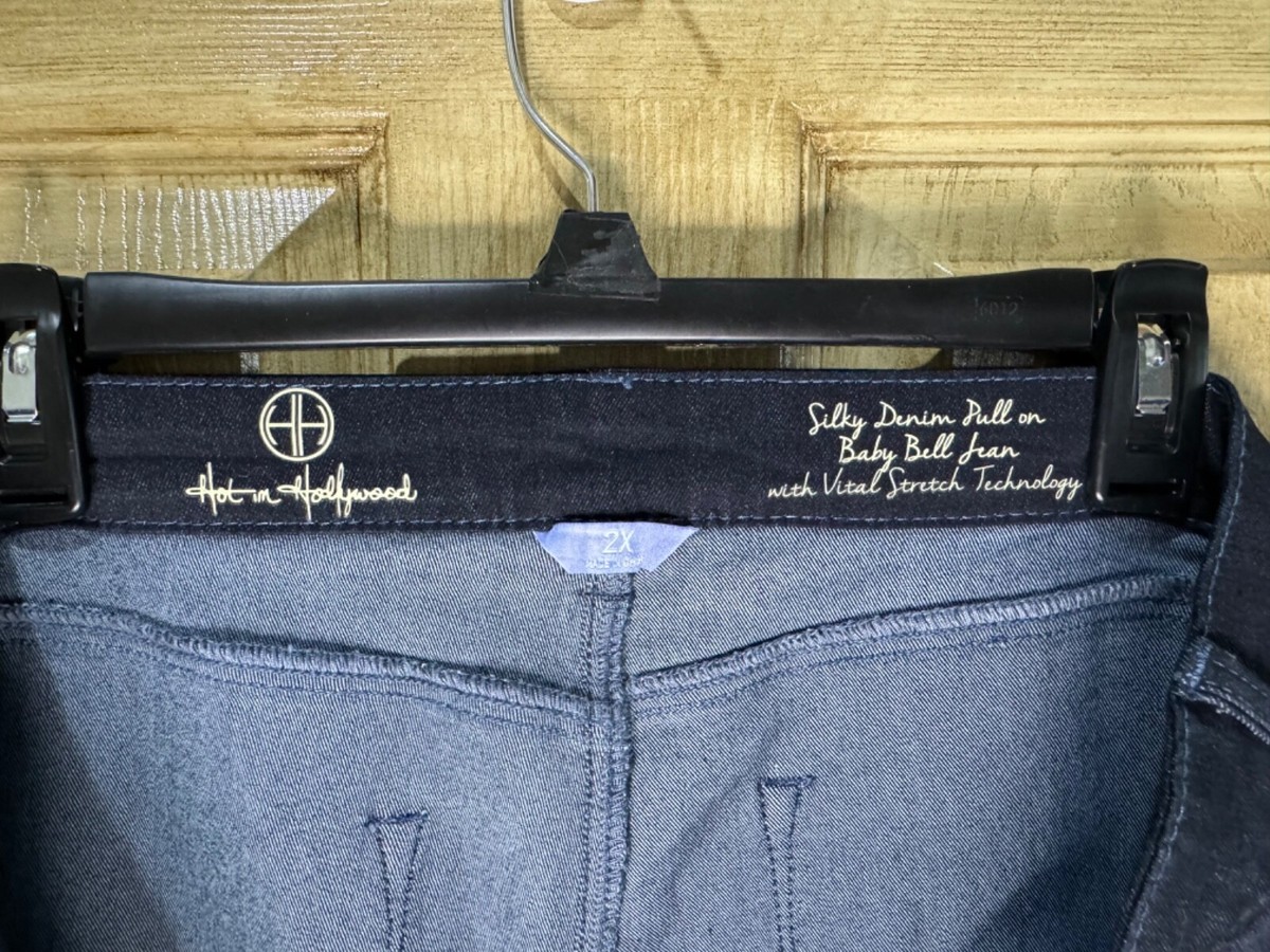 NWT Hot In Hollywood Women's Silky Denim Pull On Jean Size 2X