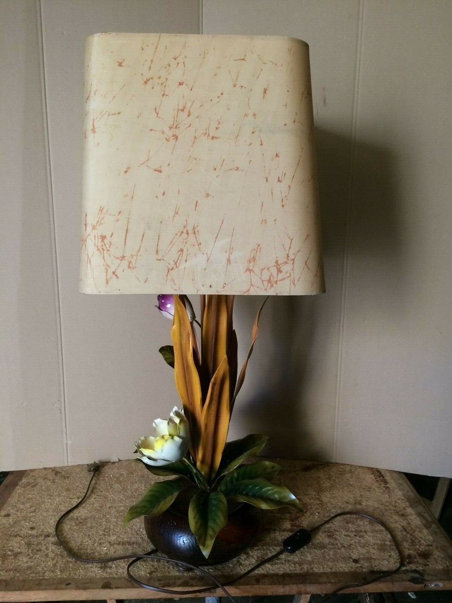 Lampe Art Nouveau Vintage – 2 Ampoules E14, Abat-jour Fleur Blanc – Fer Vert