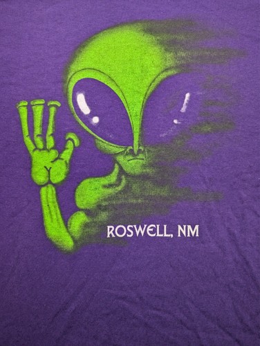 Roswell NM Alien Graphic T-Shirt Large Purple Area 51 UFO Souvenir Tee - Picture 2 of 4