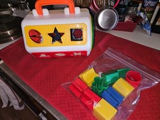 Vintage Fisher  Price Shape Sorter   Complete with Shapes   1980s/1990s