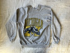 Vintage 80s 90s Michigan Wolverines Crewneck Sweatshirt Men s Small Thrashed