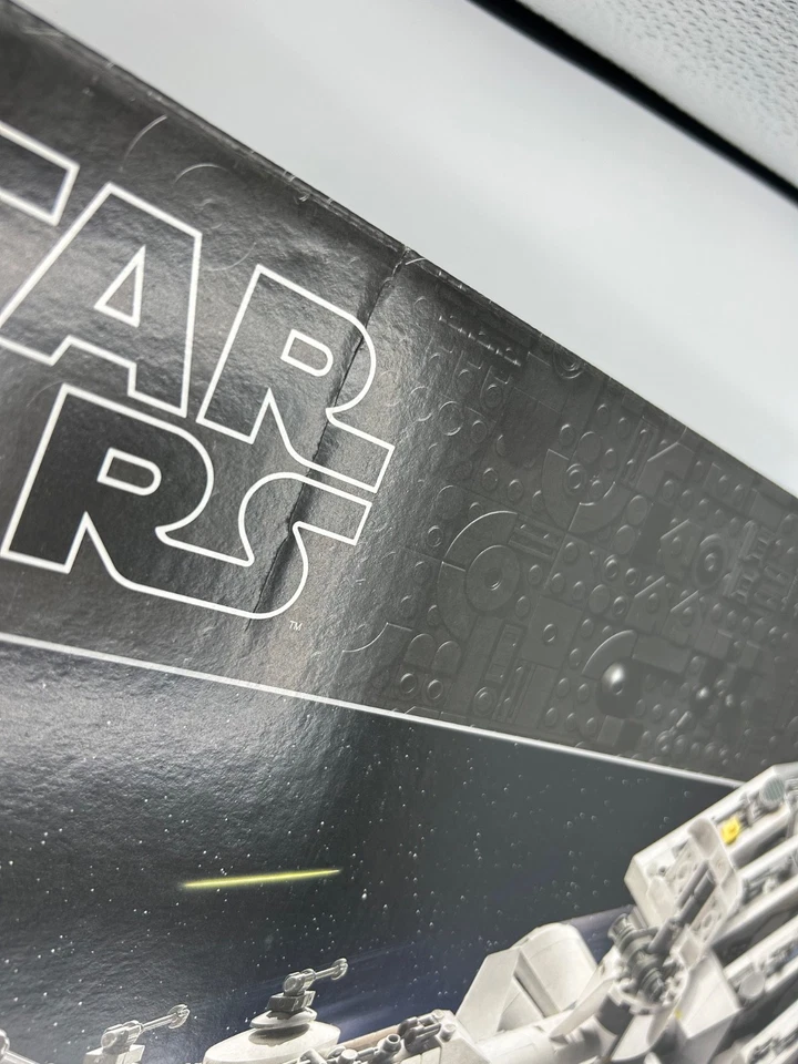 Lego Star Wars 75244 Tantive IV NIB (Box Damage) - Image 4 of 4