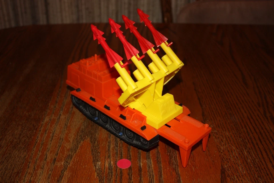 Rare Orange MPC Army Tank with Yellow 4-Missile Nike Launcher & 4 Red Missiles - Image 3 of 4