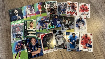 Kleines Lot Bunt Gemischte Fußballkarten Aus Verschiedenen Serien 19 Karten Lot