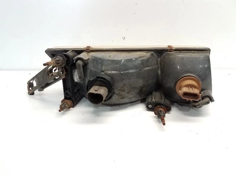 Faro izquierdo Mercury Grand Marquis 1999 conductores *nublado* Foto 3 de 4