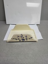 ATHENA CERAMIC TOWEL HOLDER FLORAL 8.25" x 5" x 2.75"